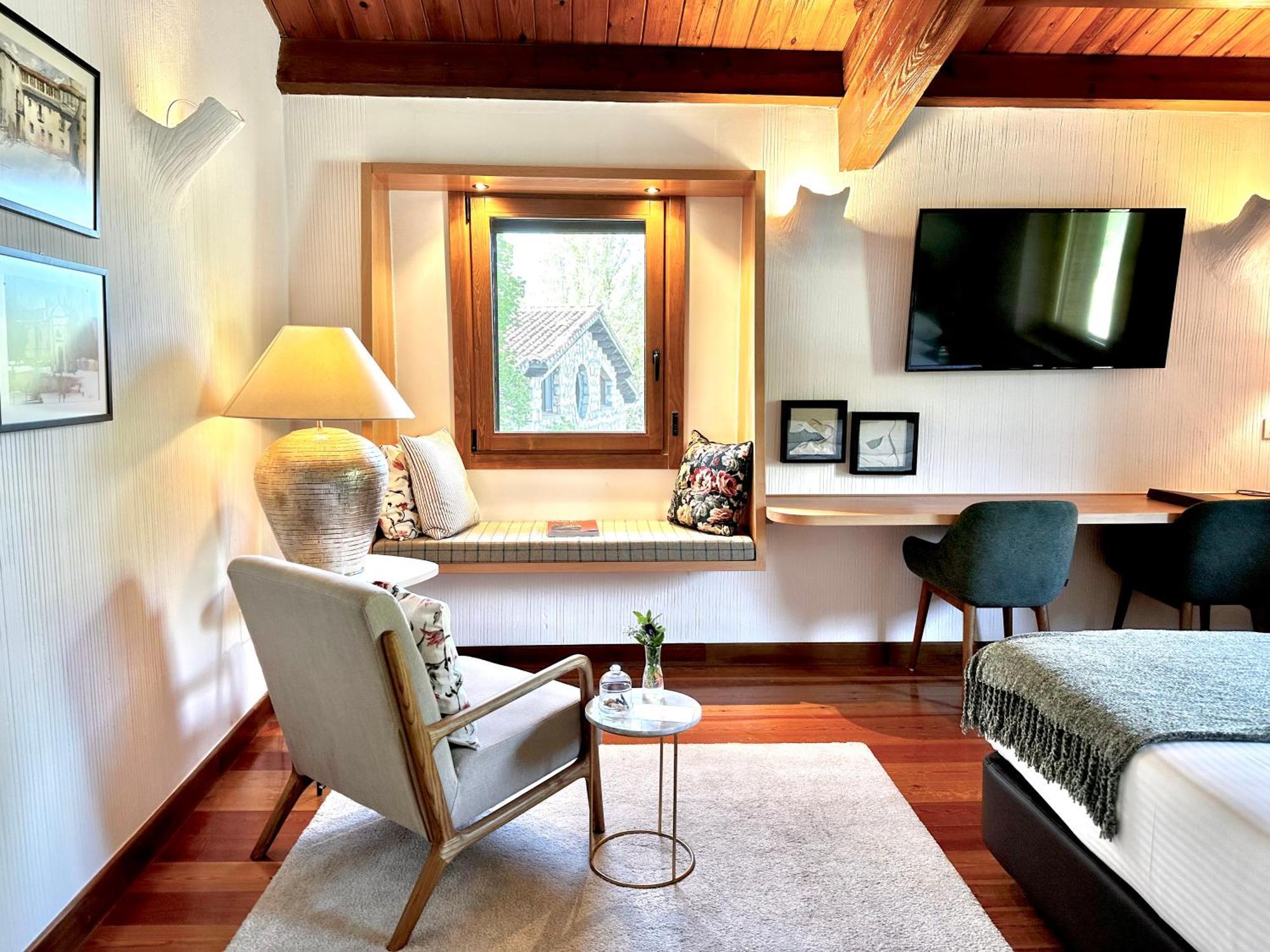 Classic Double Room